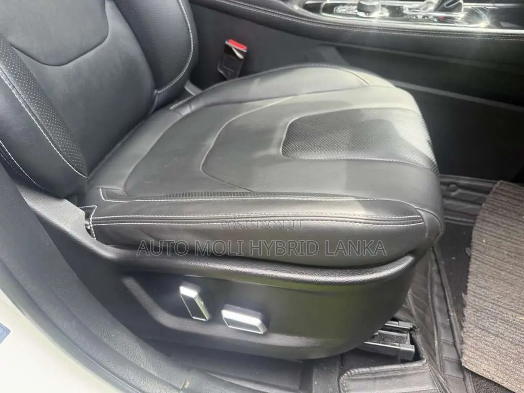 DFSK Glory I-Auto 2024 SUV (Used)