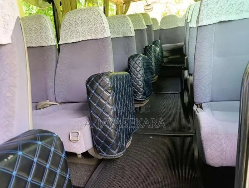 Toyota Coaster 2010 Bus (Used)