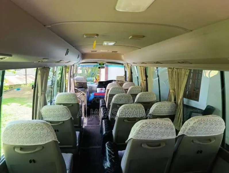 Toyota Coaster 2010 Bus (Used)