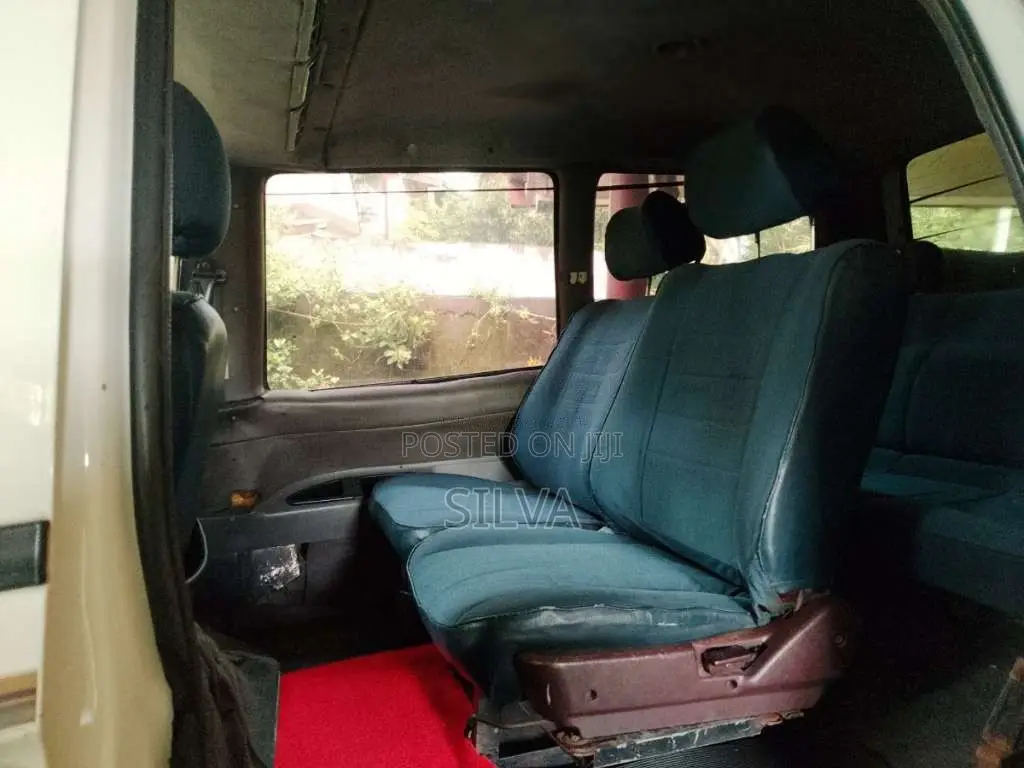 Nissan Serena 1996 Van (Used)