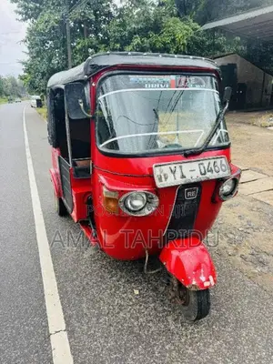 Bajaj RE 205 2010 Three Wheel (Used)