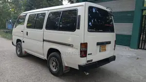 Nissan Caravan VRE 24 1995 Van (Used)