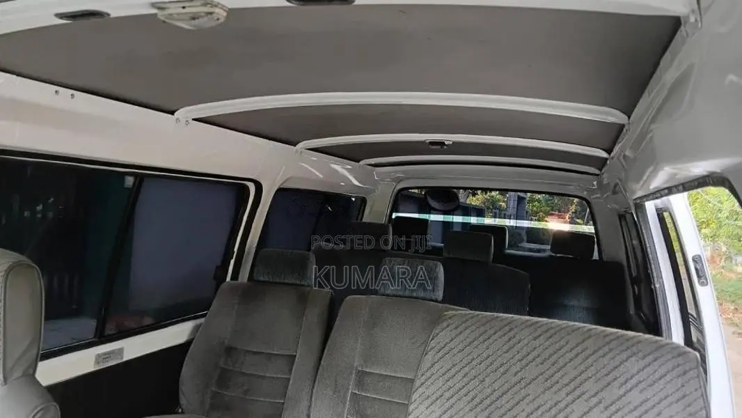 Nissan Caravan VRE 24 1995 Van (Used)