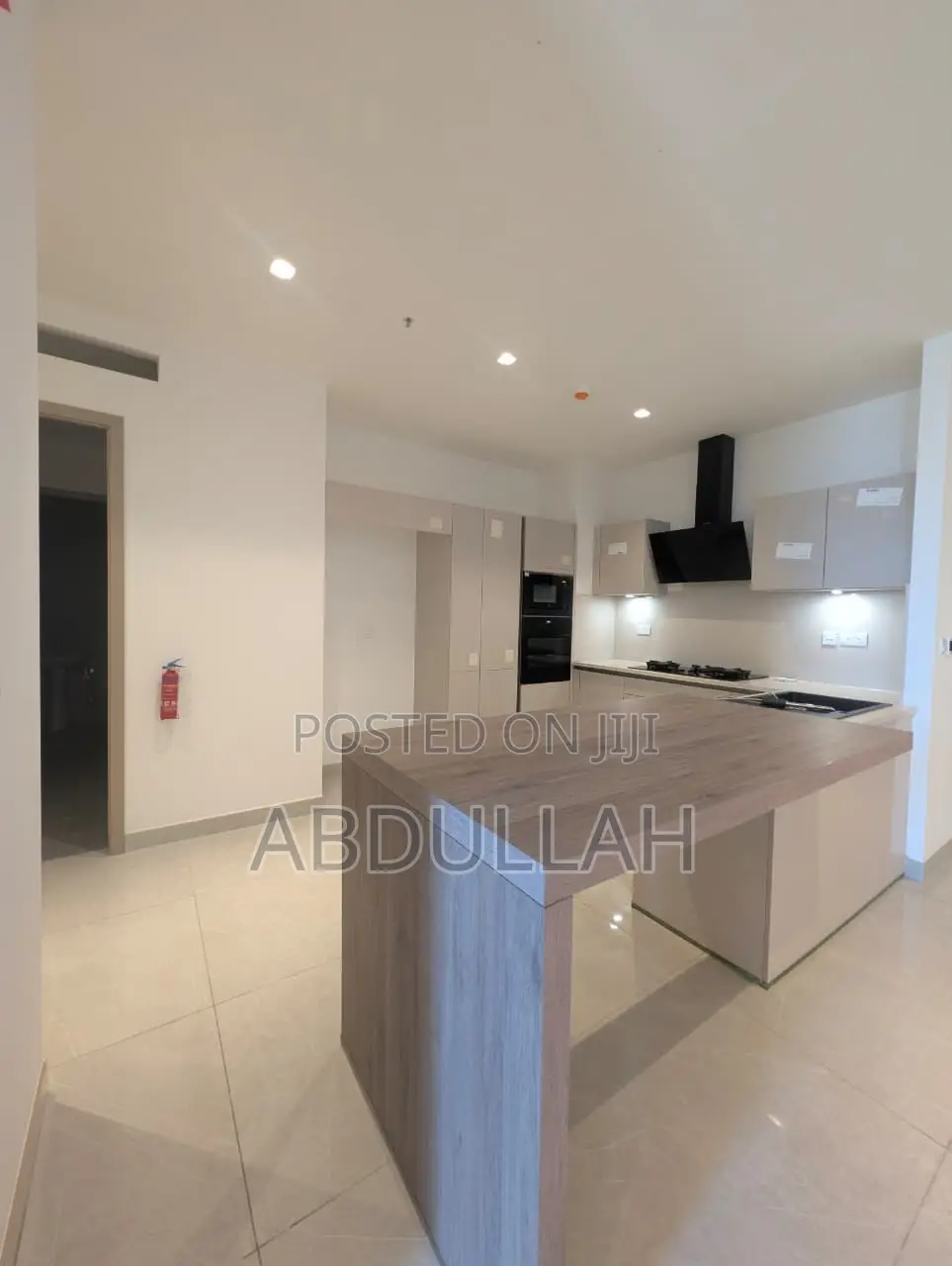 2bdrm Apartment in Kollupitiya for rent