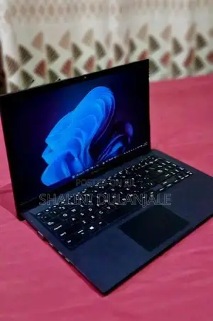 ASUS ExpertBook Ryzen 3 8GB RAM 1TB