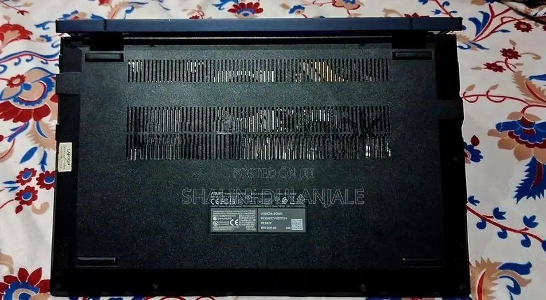 ASUS ExpertBook Ryzen 3 8GB RAM 1TB