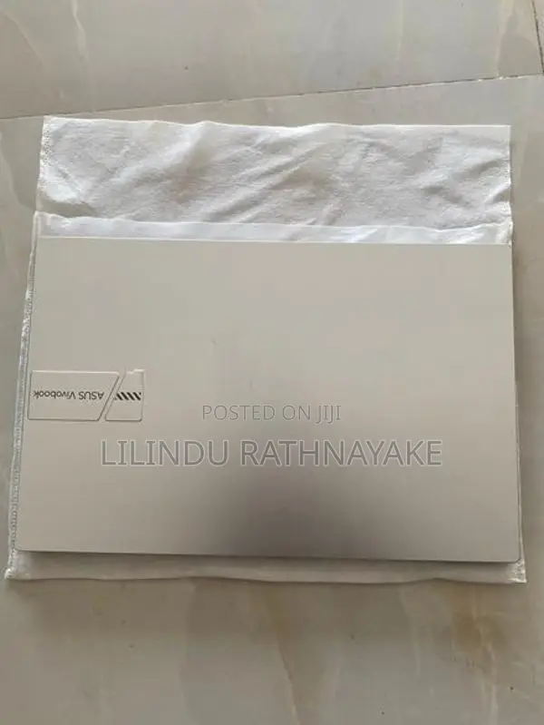 Asus Vivobook 15 i3 13th Generation