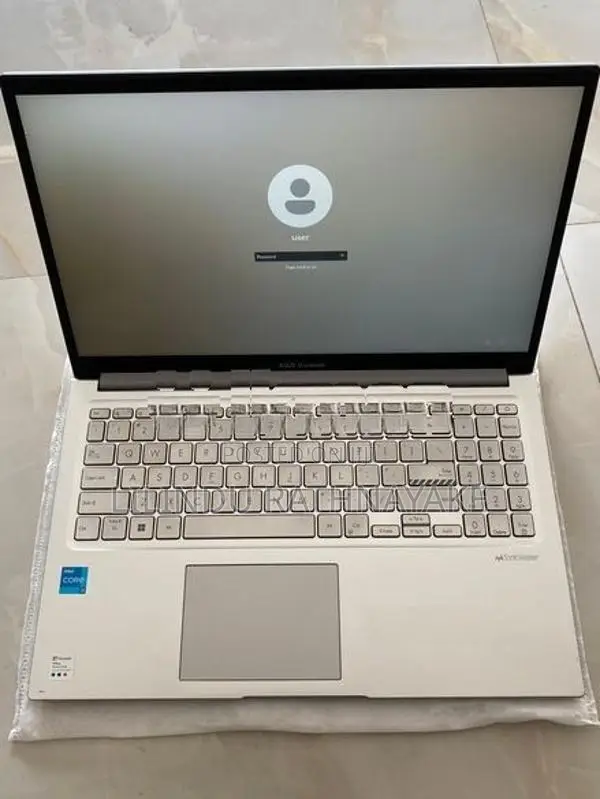 Asus Vivobook 15 i3 13th Generation