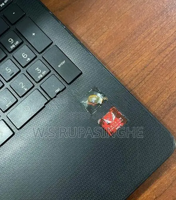 HP AMD Ryzen 3 Laptop