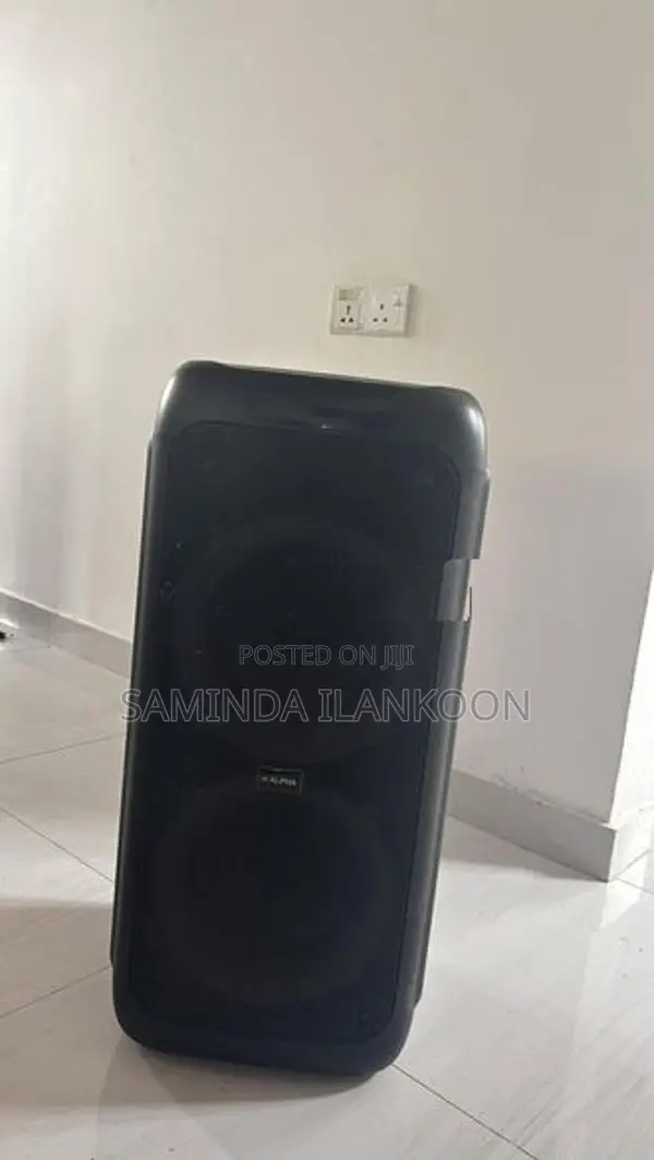 Alpha Bluetooth Speaker
