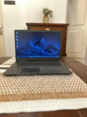 Dell Inspiron 3501