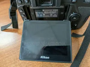 Nikon D7500 Body With 18-140mm Kit Lens 50mm Prime