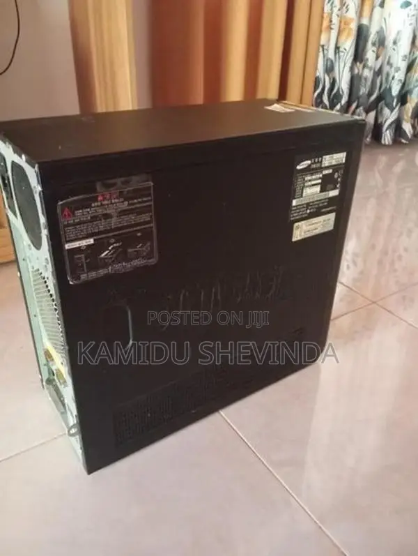 Samsung i3 Desktop Pc