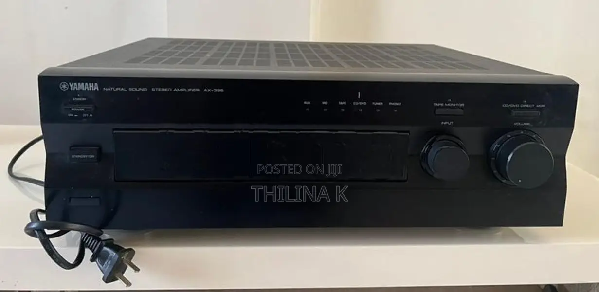 Yamaha AX-396 Amplifier With Bose 201 Series V Twin Speakers