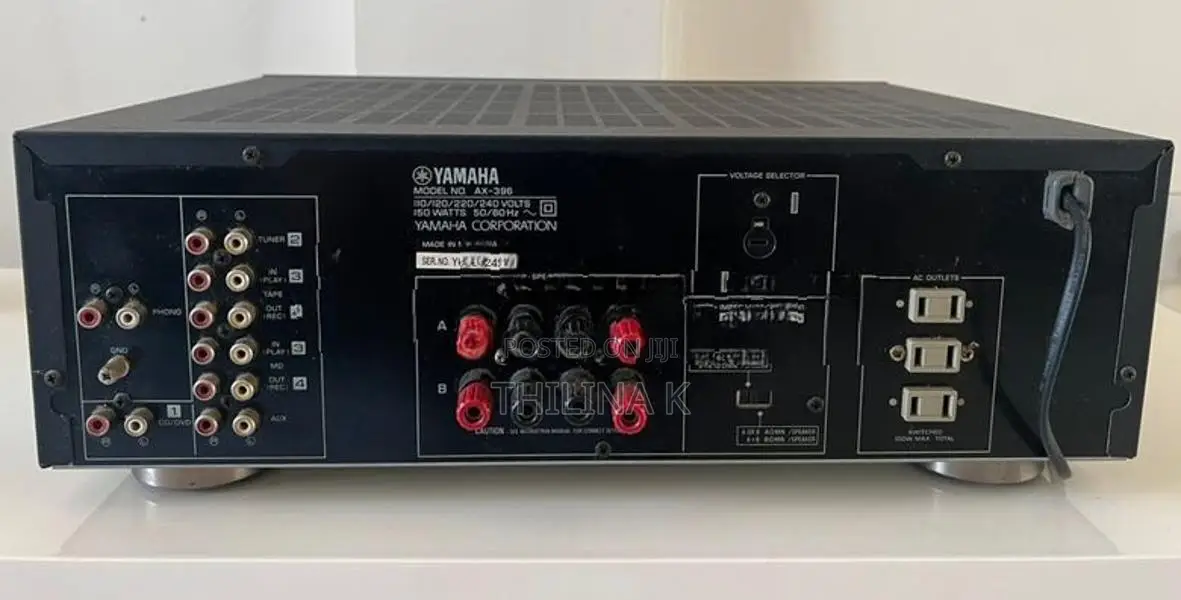 Yamaha AX-396 Amplifier With Bose 201 Series V Twin Speakers