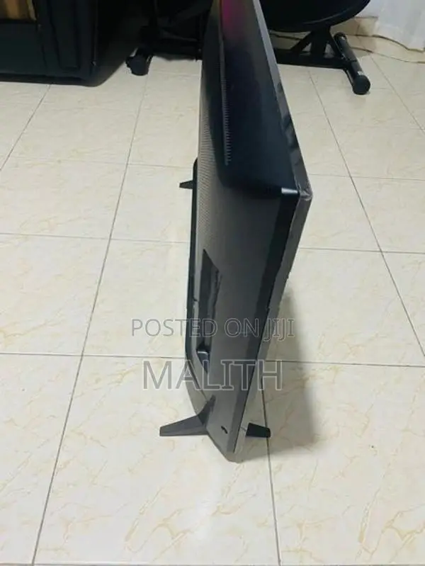 LG TV 32 Inch
