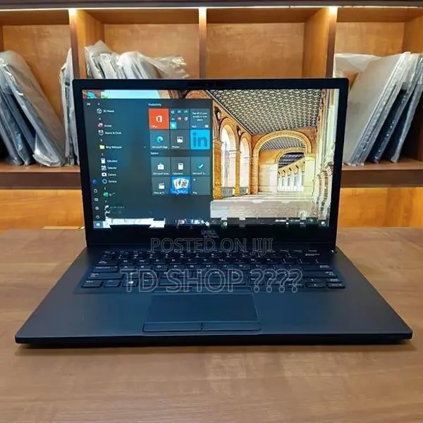 I7 8th 16RAM 512SSD