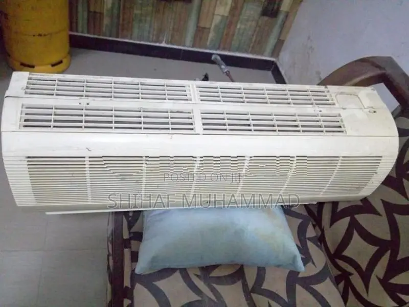 Midea AC Non-Inverter