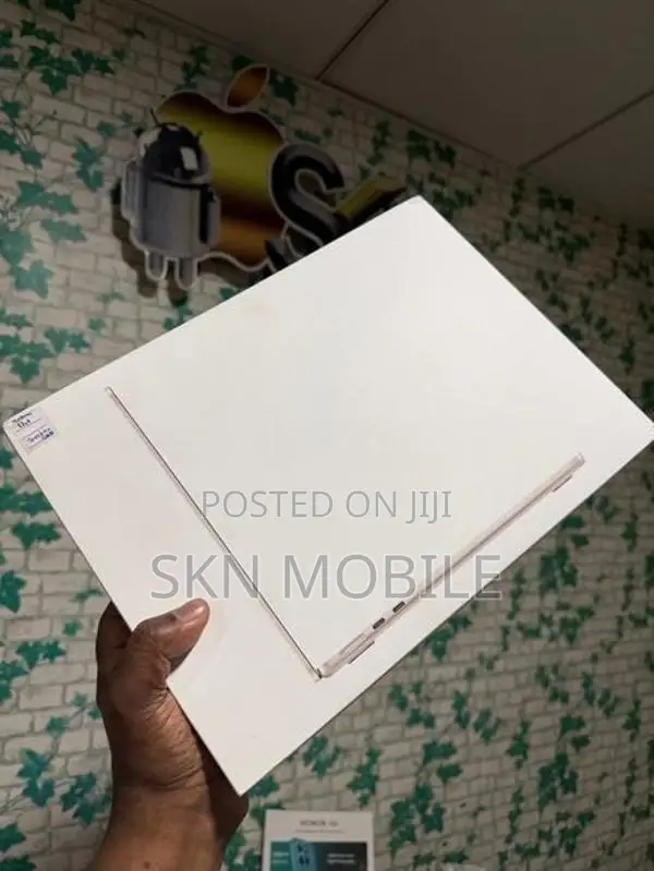 Apple MacBook M3 Air 16GB 512GB 13”