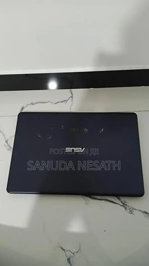 Asus Vivobook