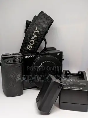 Sony A6000 Mirrorless Camera Body Only - 14.5K Shutter Count