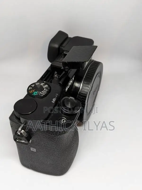 Sony A6000 Mirrorless Camera Body Only - 14.5K Shutter Count
