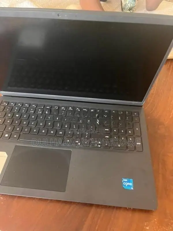 Dell Inspiron i