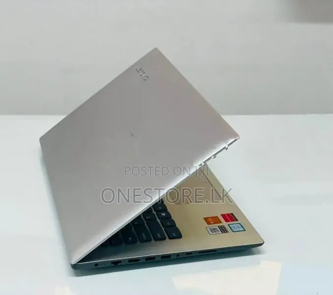 Ideapad 14 i5 7th Gen 2GB VGA Radeon
