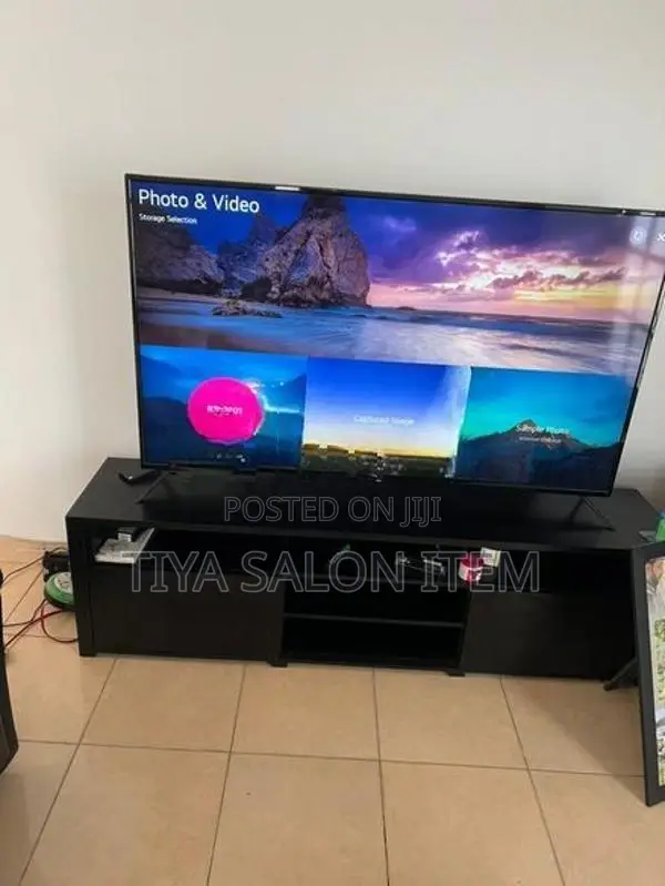 Abans 4K UHD (3840 X 2160) TV