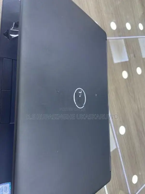 Dell i5 7 Laptop