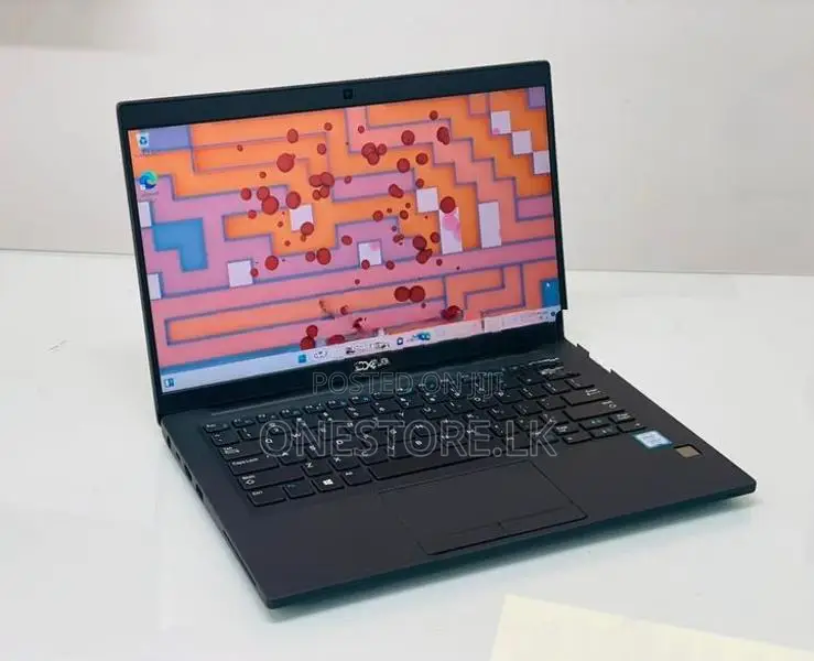 Dell i7 8th Gen Latitude 7390 256GB NVME SSD UHD Graphics