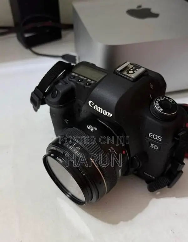 Canon 5 D Mark 2