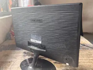 22 Inch LED Monitor