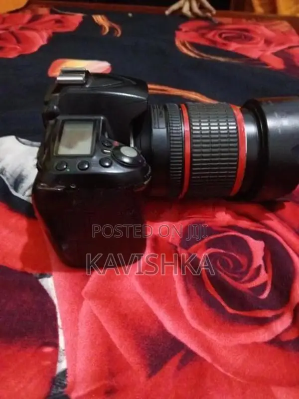 Nikon D90 DSLR Camera