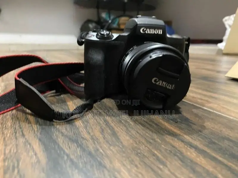 Canon EOS M50 Mark II + 15-45mm