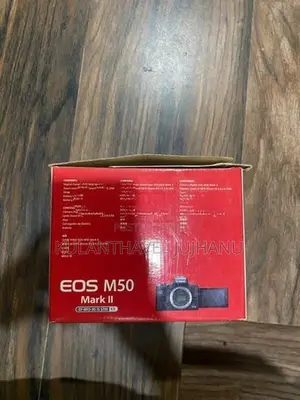 Canon EOS M50 Mark II + 15-45mm