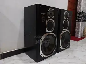 Onkyo D-77 Speakers