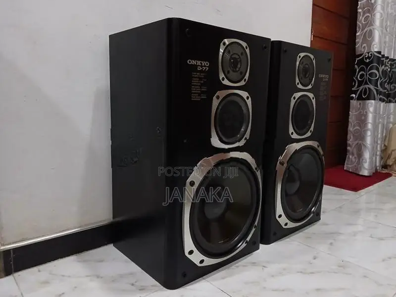 Onkyo D-77 Speakers