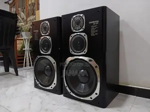Onkyo D-77 Speakers