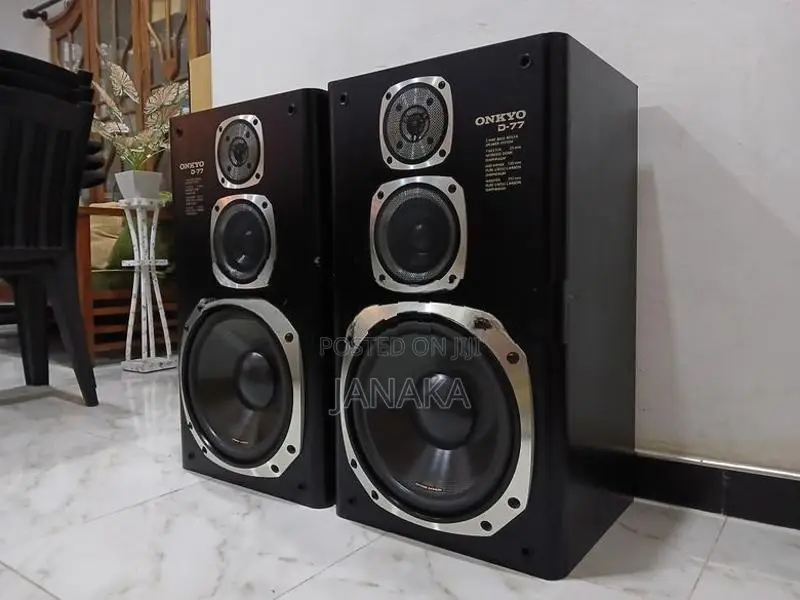 Onkyo D-77 Speakers