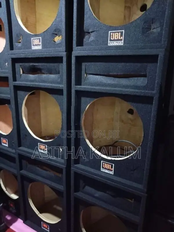 Bran New Empty Buffel Box අගල් 15