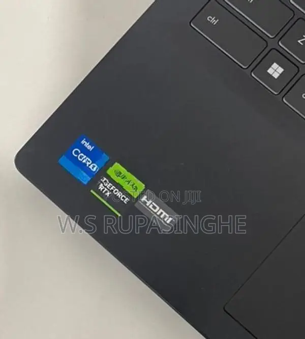 MSI Creator M16 HX C14VEG Laptop