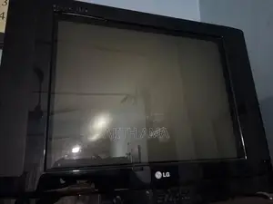 LG Tv Ultra Slim Old 29” Inch