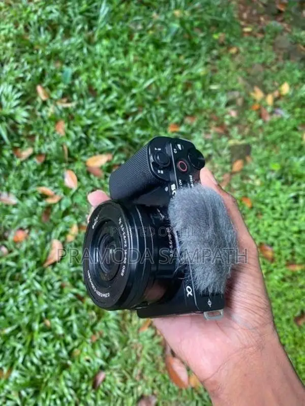 Sony ZV-E10