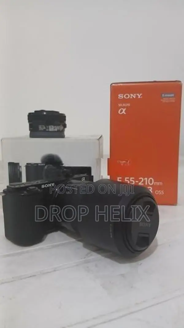 Sony ZV-E10 + 16-55mm 55-210mm Shutter
