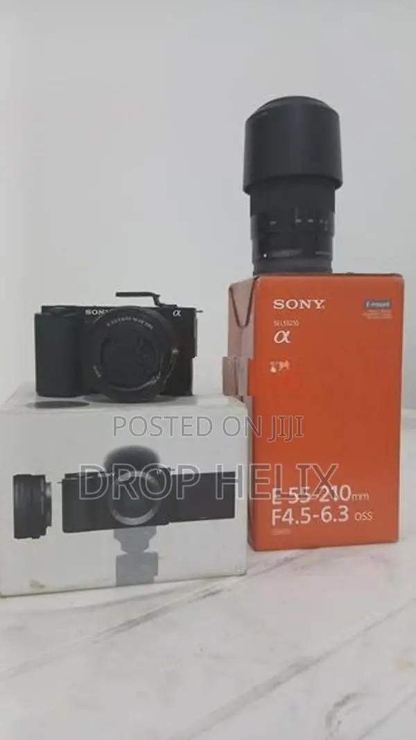 Sony ZV-E10 + 16-55mm 55-210mm Shutter