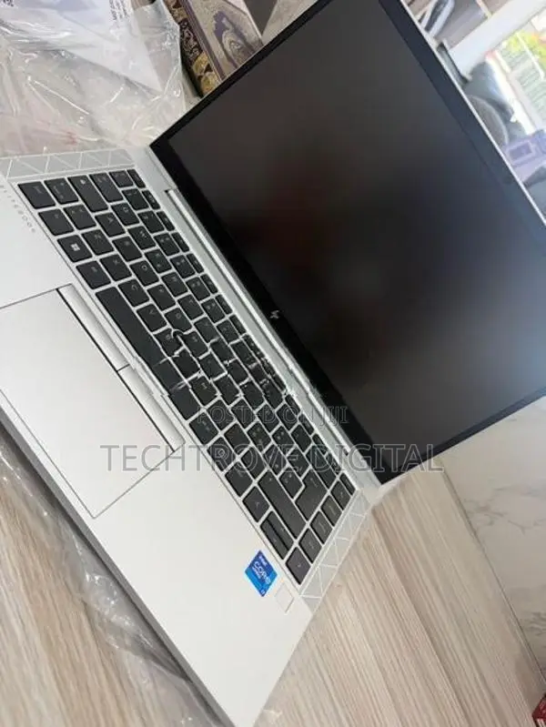 HP 840 G8 Core i7-11TH