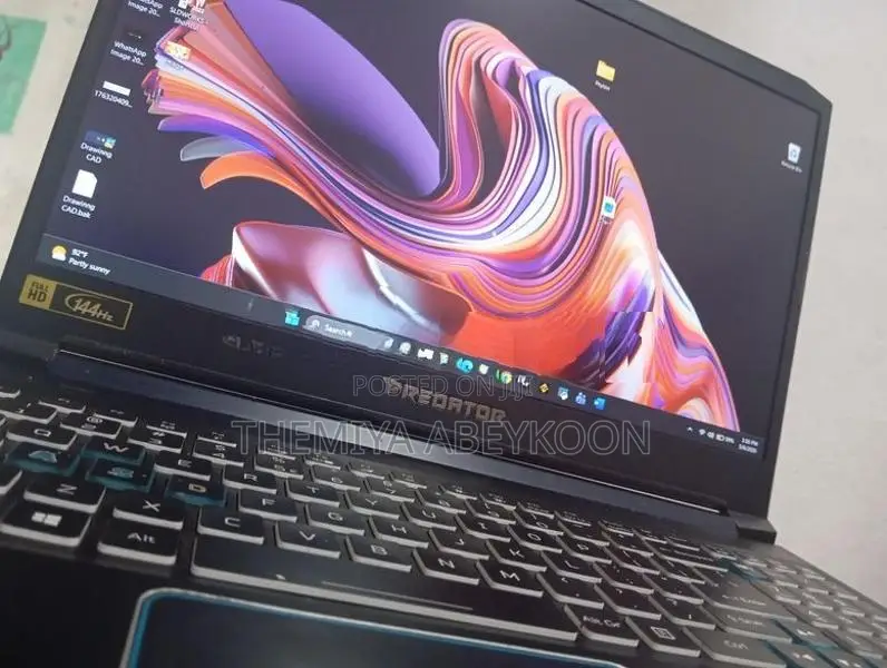 Acer Predator Helios 300 Gaming Laptop