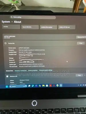 Lenovo LOQ 15IAX9 – Gaming Laptop