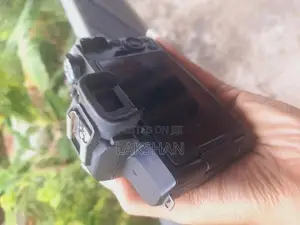 Canon M50